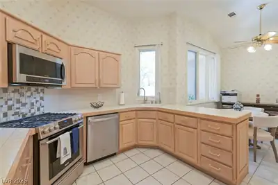 8275 Round Hills Circle, Las Vegas, NV 89113 Kitchen