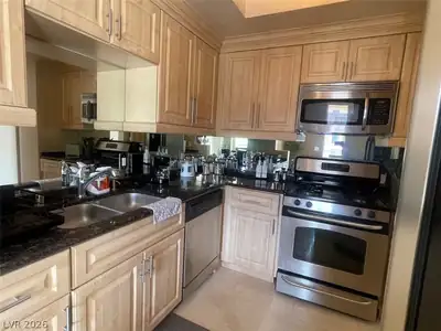 230 East Flamingo Road 308 Kitchen