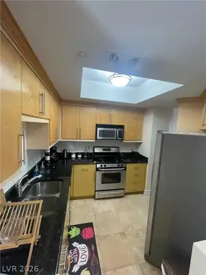 220 East Flamingo Road 320 Kitchen