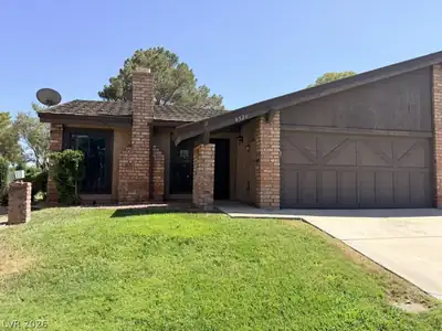 6521 Sugarpine Lane Las Vegas, NV 89107