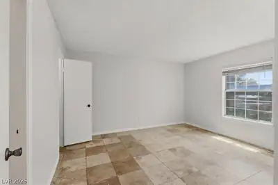 3823 South Maryland Parkway P1 Bedroom