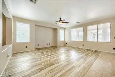 6692 Chariots Path Court, Las Vegas, NV 89142 Living Room