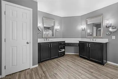 6297 Whispering Creek Street, Las Vegas, NV 89148 Primary Bathroom