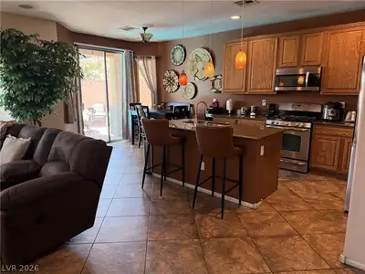 7427 Calzado Drive, Las Vegas, NV 89178 Kitchen