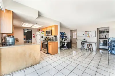 408 Barlow Lane Kitchen