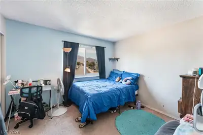 408 Barlow Lane Bedroom