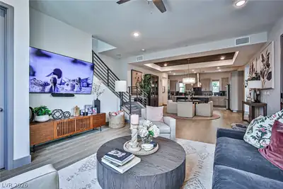 4271 Veraz Street Living Room