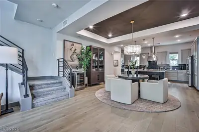 4271 Veraz Street Dining Area
