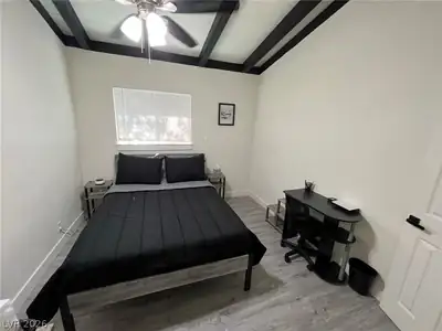 1821 Hassett Avenue, Las Vegas, NV 89104 