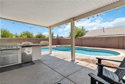 5505 Knotting Pass Patio