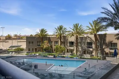 4575 Dean Martin Drive 307 Pool