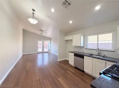 8032 Tailwind Avenue, Las Vegas, NV 89131 