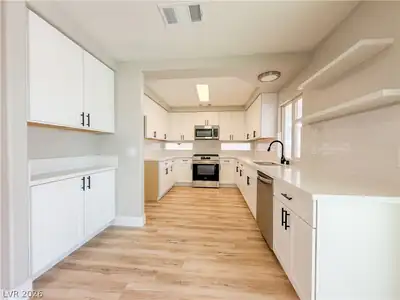 935 Plantain Lily Avenue, Las Vegas, NV 89183 Kitchen