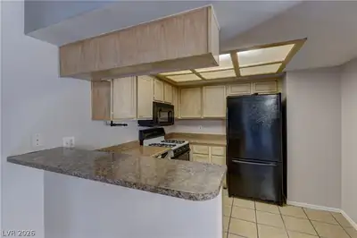 820 North Sloan Lane 203 Kitchen