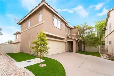 976 Grand Cerritos Avenue, Las Vegas, NV 89183 Front of Structure