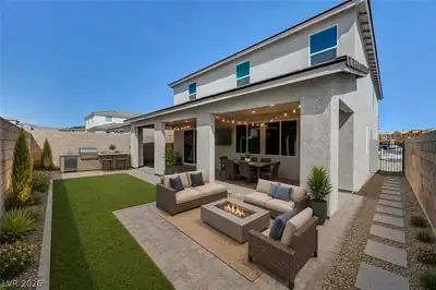 10165 Handline Chute Street, Las Vegas, NV 89166 Patio