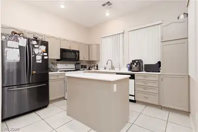 8313 Donatello Court, Las Vegas, NV 89129 Kitchen