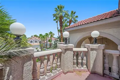 2563 Aviv Court, Las Vegas, NV 89121 Patio