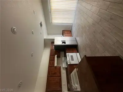 6186 Pacific Dogwood Avenue Kitchen