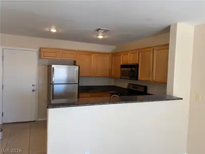 5079 Penryn Court Kitchen