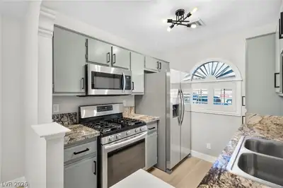 6808 Elm Creek Drive 104 Kitchen