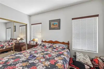 10245 South Maryland Parkway 1210 Bedroom