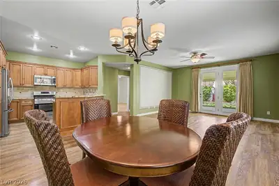 474 Kirkstone Way Dining Area