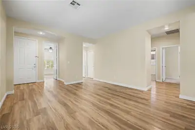 474 Kirkstone Way Living Room