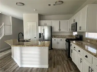 52 Green Hills Court, Henderson, NV 89012 Kitchen