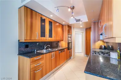 2877 Paradise Road 1406 Kitchen