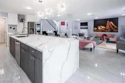 7620 Marine Current st Kitchen