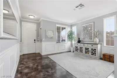 10846 Drake Ridge Avenue, Las Vegas, NV 89166 Entrance Foyer