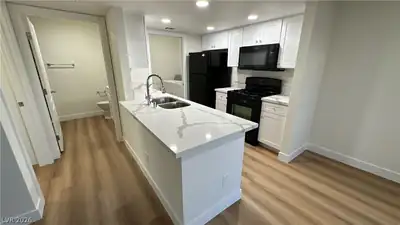 7100 Pirates Cove Road 1008 Kitchen