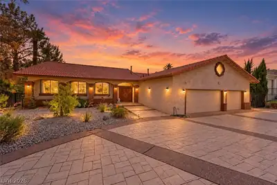 2817 La Mesa Drive Henderson, NV 89014