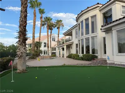 8604 Titleist Circle Yard