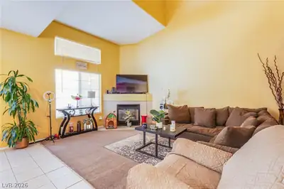 9346 Horizon Vista Lane, Las Vegas, NV 89117 Living Room