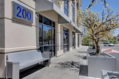 200 West Sahara Avenue 811 Patio