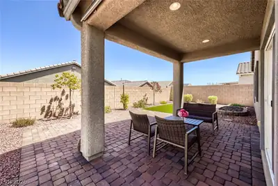 72 Summer Rhapsody Avenue, Henderson, NV 89015 Patio