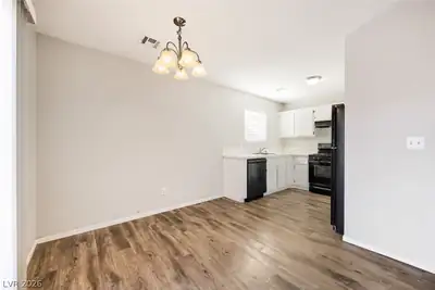 3106 Meadow Flower Avenue, North Las Vegas, NV 89031 Kitchen