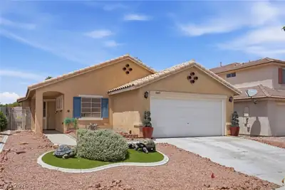 9005 Ivybridge Street Las Vegas, NV 89123