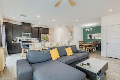 3717 Canis Minor Drive 11101, Henderson, NV 89052 Living Room