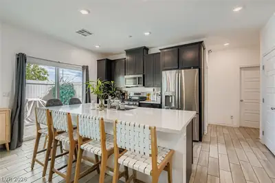 3717 Canis Minor Drive 11101, Henderson, NV 89052 Kitchen