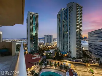2747 Paradise Road 1505 Aerial View