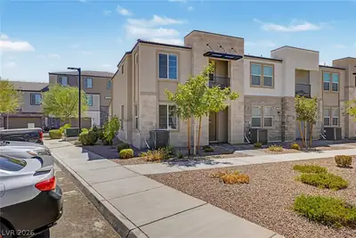 1101 Ammonite Avenue, Henderson, NV 89011 Front of Structure