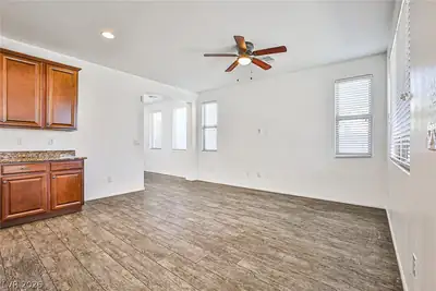 6360 Beavertail Pond Avenue Living Room