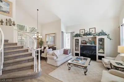 20 Firedrake Terrace, Henderson, NV 89074 Living Room