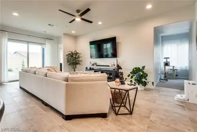 549 Cadence Vista Drive, Henderson, NV 89011 Living Room