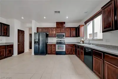 5893 Wildhorse Ledge Avenue, Las Vegas, NV 89131 Kitchen