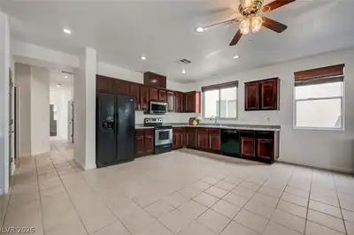 5893 Wildhorse Ledge Avenue, Las Vegas, NV 89131 Kitchen