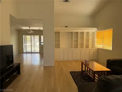3121 North Floral Vista Avenue Living Room